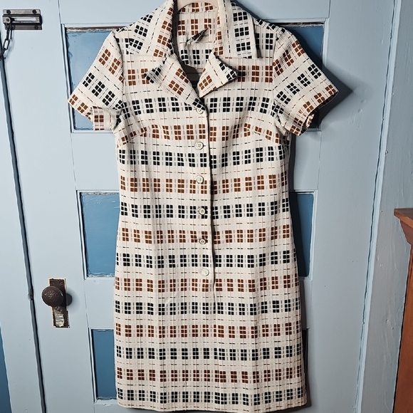 Bleeker Street Vintage Women’s Plaid Collard Dress - Picture 3 of 13